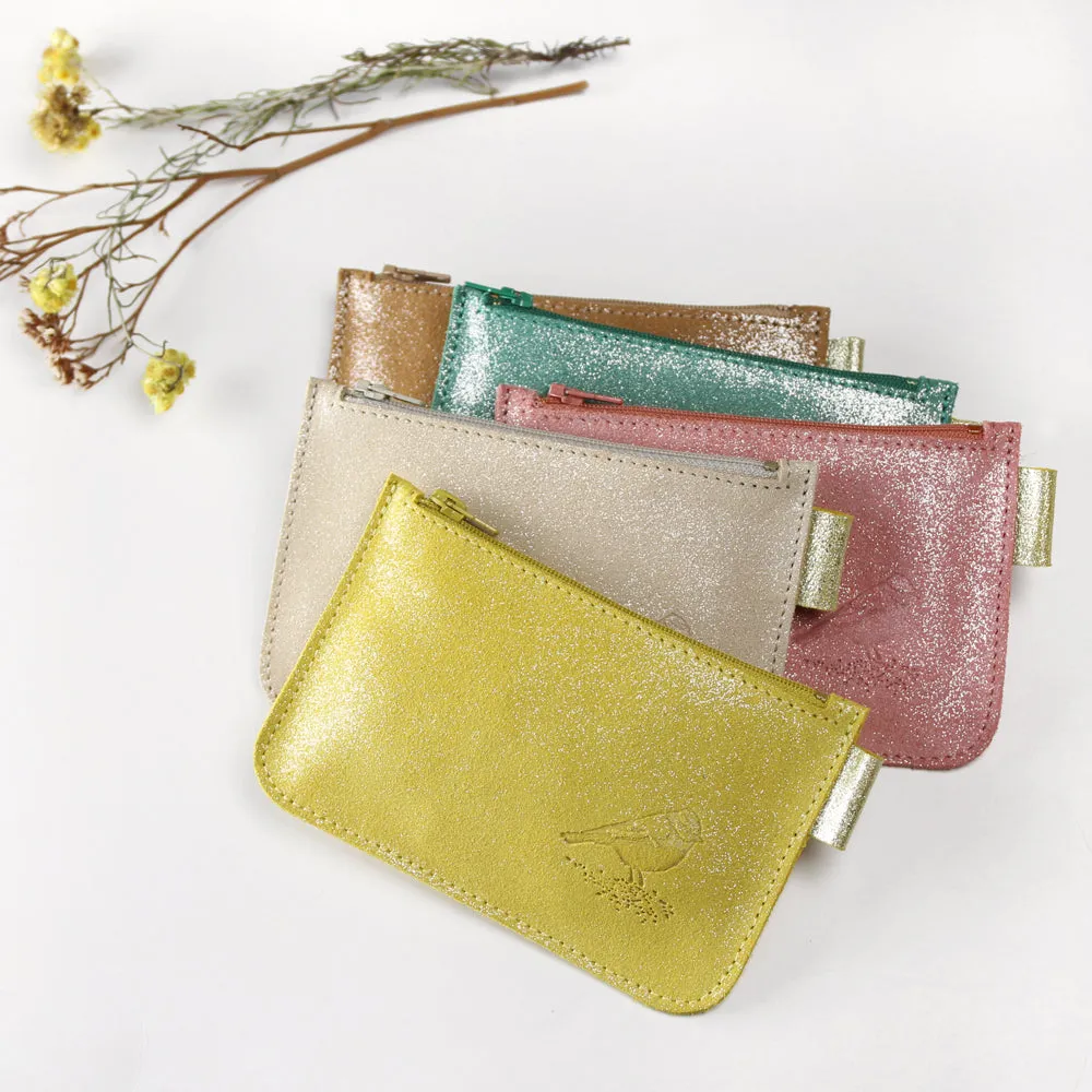 Barnabe aime le café Purse Caramel