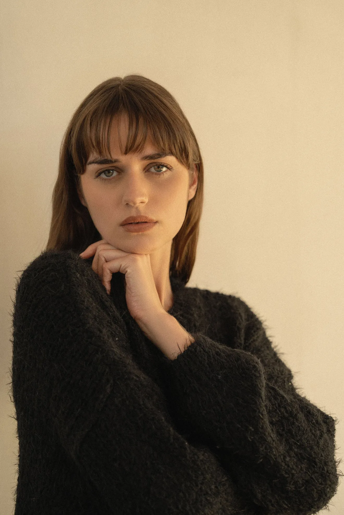BLACK AMALIA FLUFFY  SWEATER