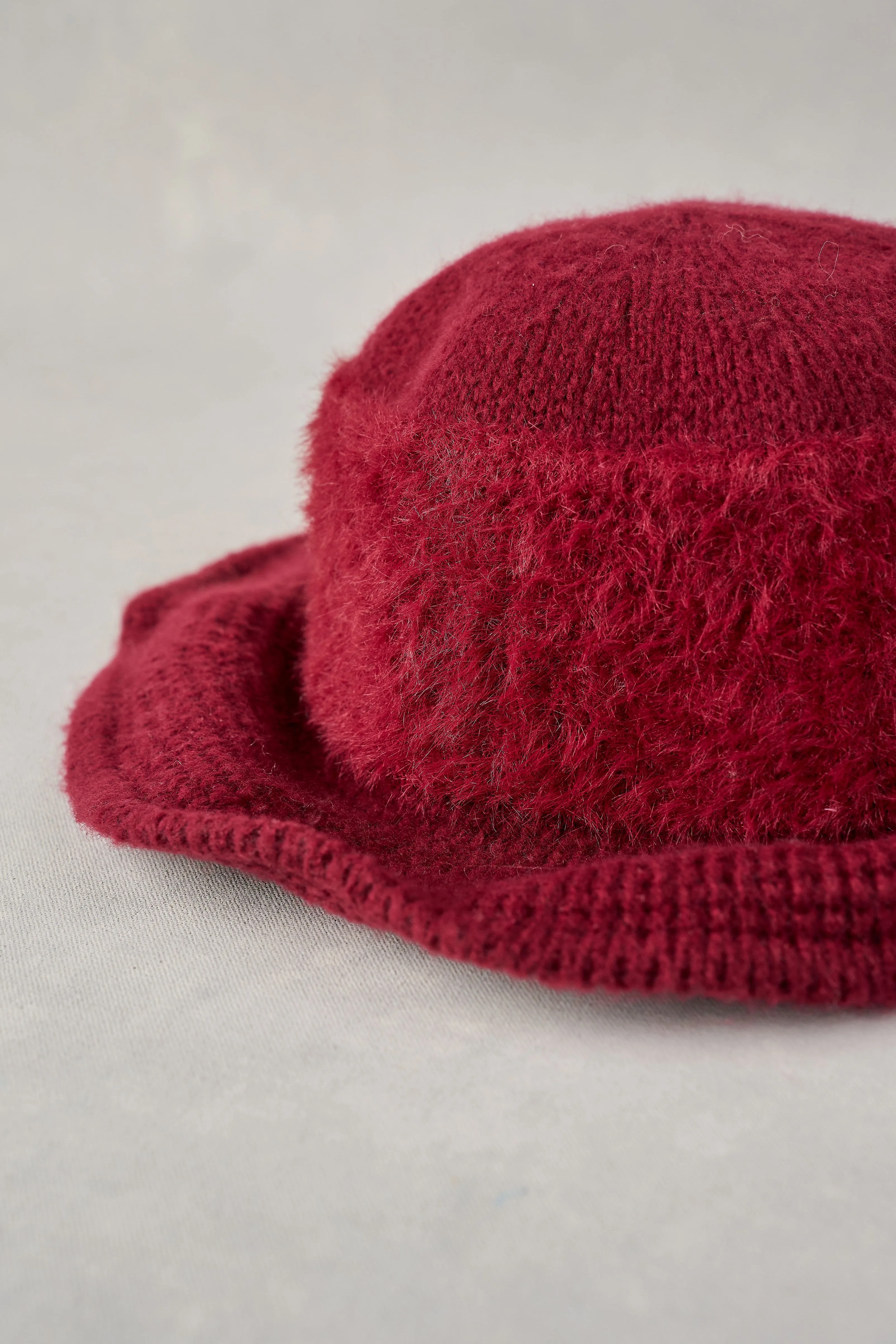 Fluffy Cloche Hat - Burgundy