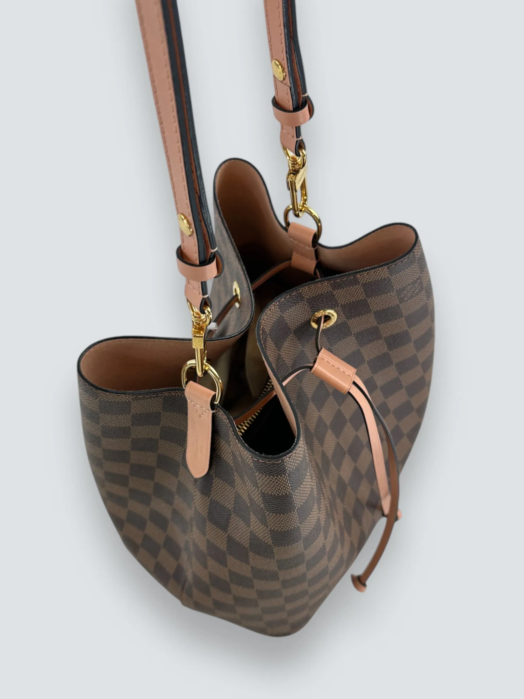 Louis Vuitton Damier Ebene Canvas NeoNoe Bucket Bag