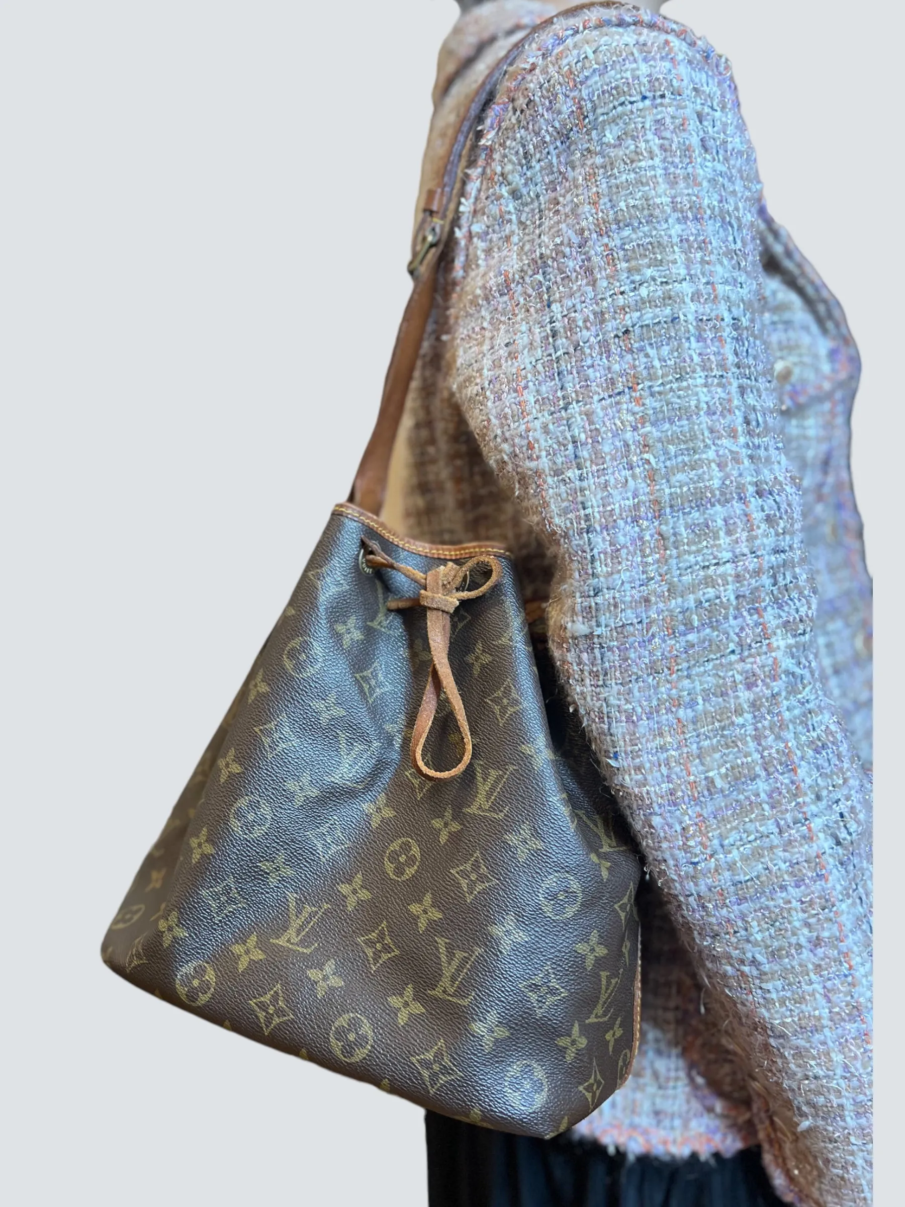 Louis Vuitton Vintage Monogram Canvas Noe Bucket Bag
